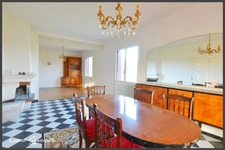 Maison à vendre 9 pièces d’environ 188 m² 7 chambres avec garage à Port-Sainte-Foy-et-Ponchapt (24)