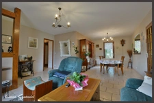 Maison à vendre de plain pied 3 chambres garage et grange sur 1.5ha à Fraisse en Dordogne   (24)