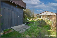 Maison à vendre 6 pièces 3 Chambres de plain pied sur la commune de Saint Antoine de Breuilh en Dordogne (24)