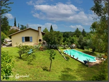 Maison de plain pied avec Piscine et beau point de vue sur la commune de Port Sainte Foy et Ponchapt 
