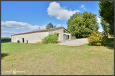 Maison en pierre de charme avec piscine 4 chambres en Gironde isolée dans un cadre rare et privilégié