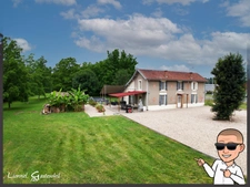 Maison 7 pièces 4 chambres en pierre Beaux volumes, grand terrain, fort potentiel à SAINT ANTOINE DE BREUILH (24)