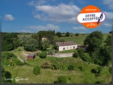 Maison en pierre avec parc de 3 ha et vue dominante à vendre à SAINT QUENTIN DE CAPLONG (33)