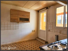 Maison à vendre 4 chambres avec jardin, parking sur la commune de Pineuilh proche de Sainte Foy la Grande (33)