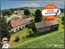 Maison avec dépendances à rénover à vendre 5 pièces 2 chambres à SAINT PIERRE D'EYRAUD en Dordogne (24)