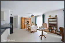 Maison contemporaine de plain-pied à vendre trois pièces  85 m² à ARVEYRES (33)