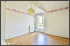 Maison en pierre de charme avec piscine 4 chambres en Gironde isolée dans un cadre rare et privilégié
