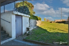 Maison à vendre 5 pièces Deux chambres et dépendances à SAINT SEURIN DE PRATS (24)