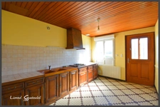 Maison à vendre 5 pièces Deux chambres et dépendances à SAINT SEURIN DE PRATS (24)