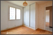 Maison à vendre de plain pied 3 chambres sur la commune de Saint Antoine de Breuilh (24)
