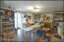 Maison familiale rénovée avec appartement indépendant proche de la Dordogne à vendre 9 pièces PINEUILH (33)