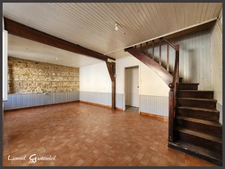 Maison à vendre 4 chambres avec jardin, parking sur la commune de Pineuilh proche de Sainte Foy la Grande (33)
