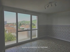Appartement de type 3, 3ème étage à LAON !