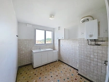 Appartement de type 3, 3ème étage à LAON !