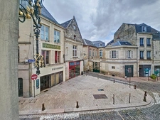 Immeuble à vendre LAON (02), EN EXCLUSIVITE !