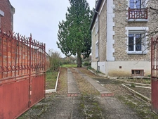 Maison bourgeoise à découvrir sans plus attendre, à ANIZY LE GRAND !