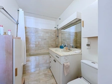 Neuilly-sur-Seine – Île de la Jatte : appartement 4 pièces avec balcon