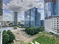 Courbevoie La Défense - appartement 2 ou 3 chambres, balcon, environnement verdoyant