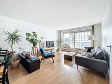 Courbevoie La Défense - appartement 2 chambres, balcon, environnement calme et verdoyant