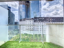 Courbevoie La Défense - appartement 2 ou 3 chambres, balcon, environnement verdoyant