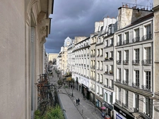 Sentier - Bonne Nouvelle : Appartement 4 pièces calme et lumineux en étage élevé, avec balcons.