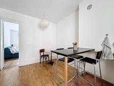 Rue Daguerre : appartement 2 pièces au calme en dernier étage