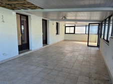 Local/bureau à vendre  (87)