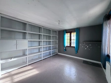 Local/bureau à vendre  (87)