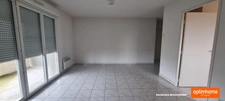 Appartement agréable de 2 chambres balcon et parking / local vélo