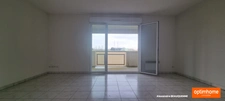 Appartement agréable de 2 chambres balcon et parking / local vélo