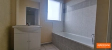 Appartement agréable de 2 chambres balcon et parking / local vélo