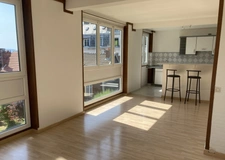 Appartement T3 à vendre ROUEN rive droite, surface habitable 75 m2 + cave + 2 places de parking.