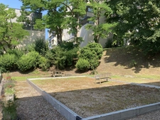 3-room apartment for sale in Rouen, right bank, living area 75 m2 + cellar + 2 parking spaces.