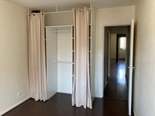 Appartement T2 à vendre 76000 ROUEN centre rive droite, surface habitable 57.70 m2 au 1er étage.