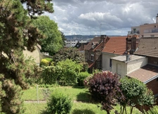3-room apartment for sale in Rouen, right bank, living area 75 m2 + cellar + 2 parking spaces.