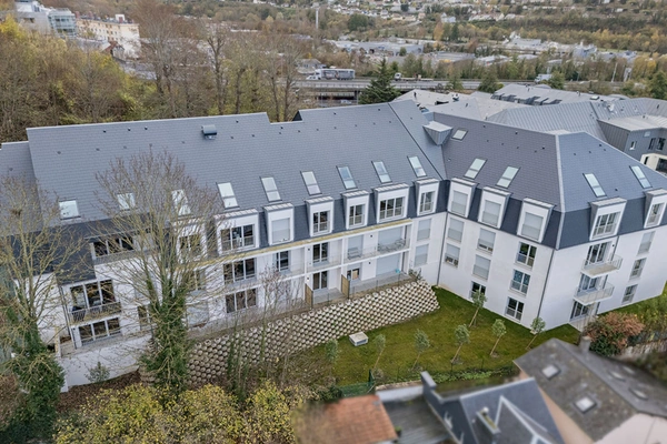 appartement T3 neuf à vendre ROUEN rive droite, surface hab 65 m2 + balcon 7.72 m2 + 2 places de parking.