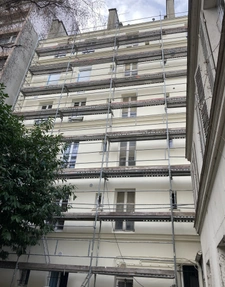 Appartement T3 loué à vendre PARIS 19e, surface habitable 54 m2 + cave 5.6 m2