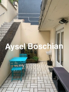 MAISON 4 CHAMBRES-132M2- PROCHE ECOLES - TERRAIN 