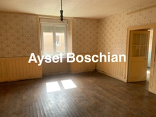 MAISON A RENOVER - 115M2 + TERRAIN ET GRENIER - PROCHE FRONTIERES 