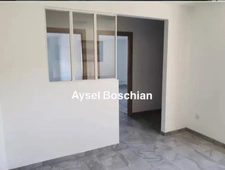 APPARTEMENT LUMINEUX- 2 CHAMBRES- PROCHE GARES ET FRONTIERES 