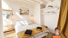 A vendre Aigues-Mortes (Gard)  - Maison intra-muros 4 chambres avec sanitaires privatifs avec patio