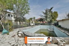 A vendre Marguerittes (Gard)  - Maison 5 pièces avec jardin et piscine