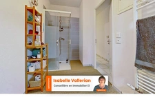 A vendre proche TOULOUSE (31) Appartement 2 pièces avec double parking et jardin