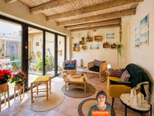 A vendre Aigues-Mortes (Gard)  - Maison intra-muros 4 chambres avec sanitaires privatifs avec patio