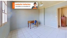 A vendre Marguerittes (Gard)  - Maison 5 pièces avec jardin et piscine