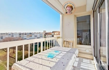 Appartement à vendre P1 cabine lumineux avec loggia LE GRAU DU ROI (30)