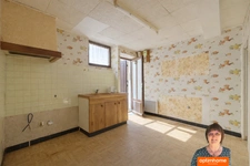 Appartement traversant à vendre 2 pièces NIMES (30 Gard)