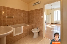 Appartement traversant à vendre 2 pièces NIMES (30 Gard)