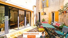 A vendre Aigues-Mortes (Gard)  - Maison intra-muros 6 pièces avec patio