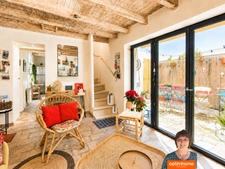 A vendre Aigues-Mortes (Gard)  - Maison intra-muros 4 chambres avec sanitaires privatifs avec patio